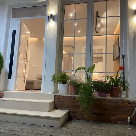 Ambels Apartamento Berati